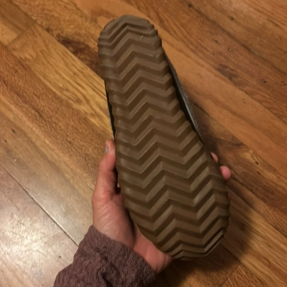 Sorel good used